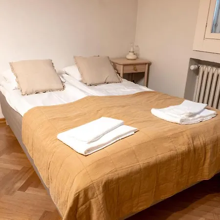 Apartment 2ndhomes Cozy & Compact Floor In Erottaja Helsinki