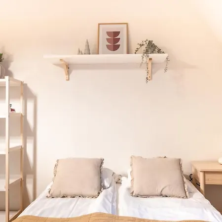 アパート 2ndhomes Cozy & Compact Floor In Erottaja *