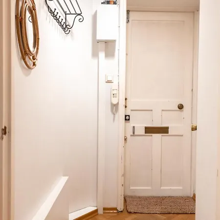 2ndhomes Cozy & Compact Floor In Erottaja Apartment Helsinki