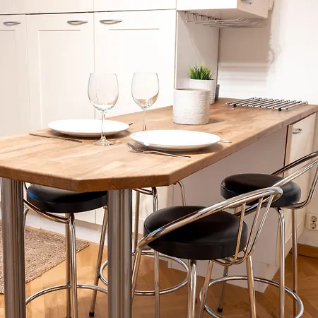 2ndhomes Cozy & Compact Floor In Erottaja Helsinki