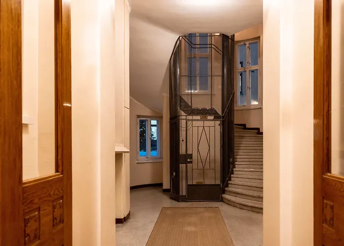 2ndhomes Cozy & Compact Floor In Erottaja Helsinki
